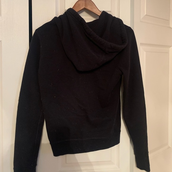 Hollister zip up sweater - excellent condition. Bought it to wear pregnant - Picture 3 of 3